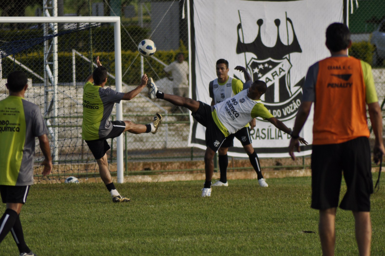 [16-03] Brasiliense x Ceará - Treino - 6