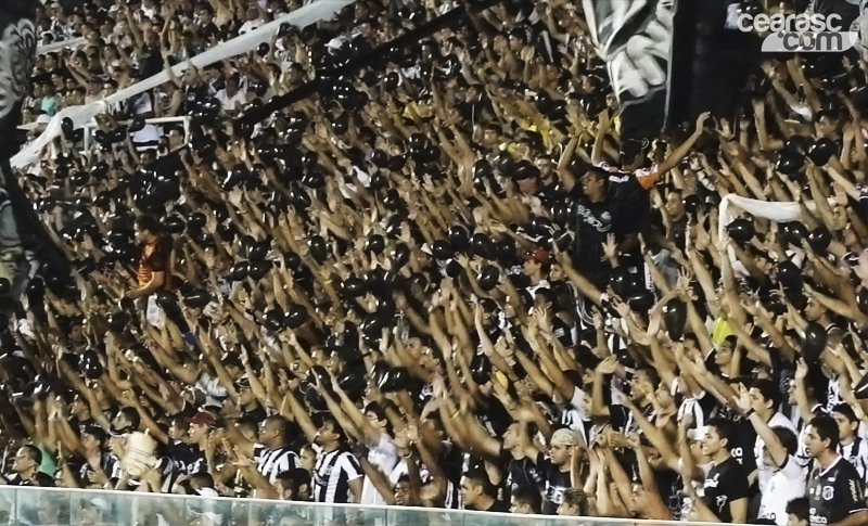 [15-10] Ceará 0 x 1 Flamengo - TORCIDA - 14