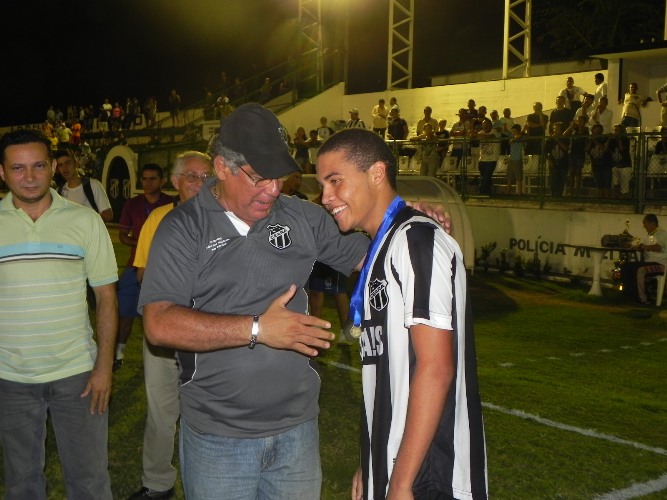 [03-12] Sub-17 Campeão Cearense 2010 - 20