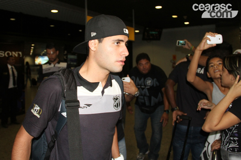 [31-07] Delegação alvinegra retorna - 4