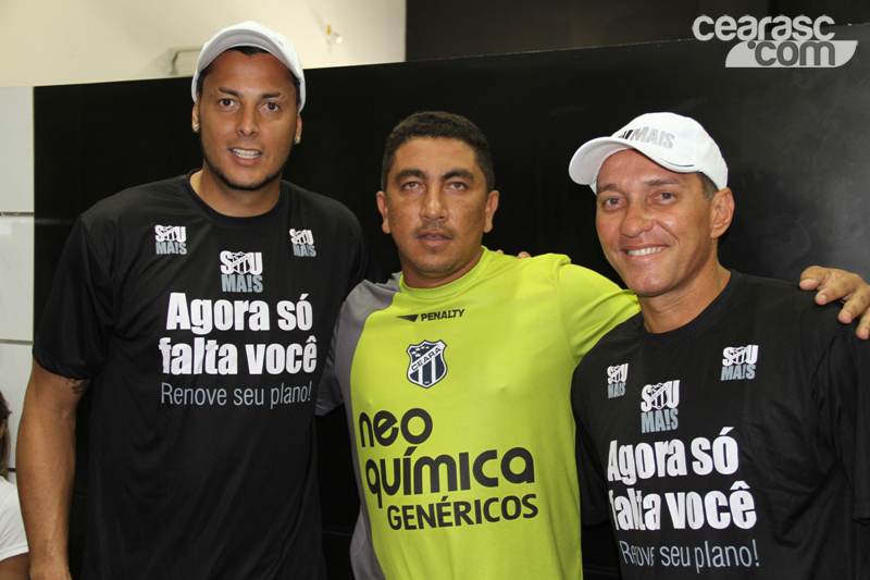 [17-03] PC Gusmao e Fernando Henrique recepcionam torcedores4 - 4