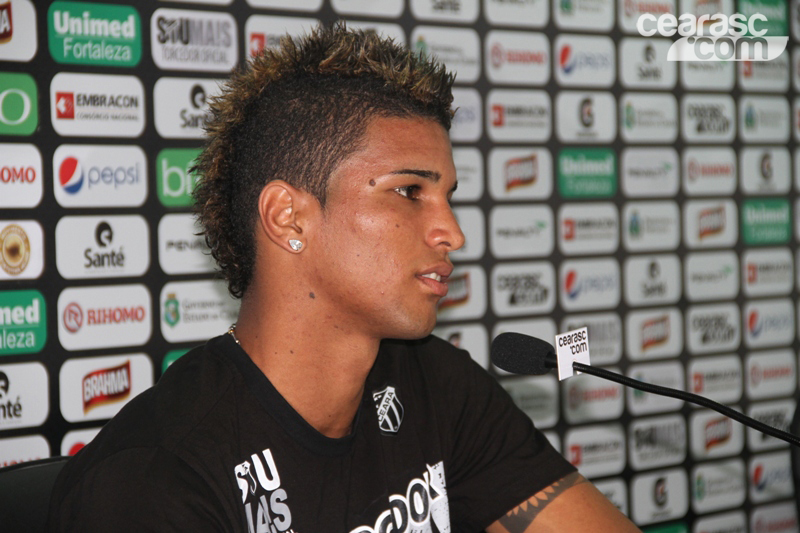 [27-05] Apresentação de Mineiro, Alan Pinheiro e Renan Luís - 7