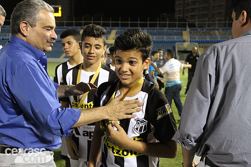 [11-11] Ceará 0 x 0 Estação - Final (7x6) - 03 - 19