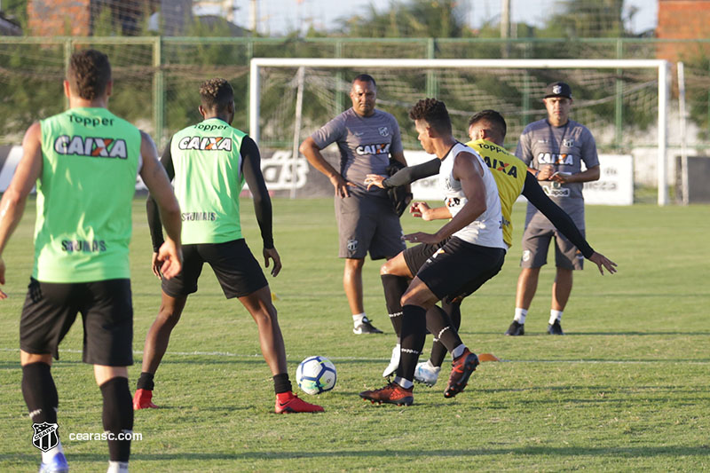 [24-04-2018] Treino Passe de Bola - 10