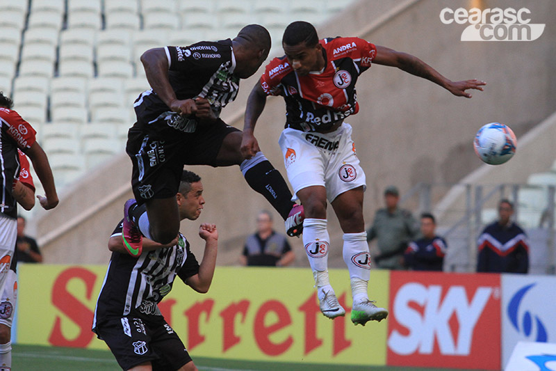 [30-11] Ceará 0 X 3 Joinville - 20