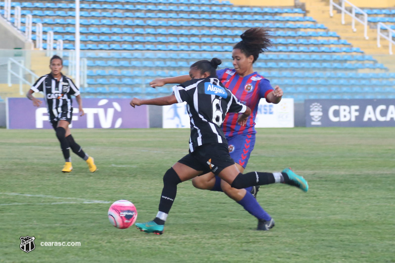 [17-11-2018] Tiradentes 2 x 2 Ceará - Feminino 01 - 6