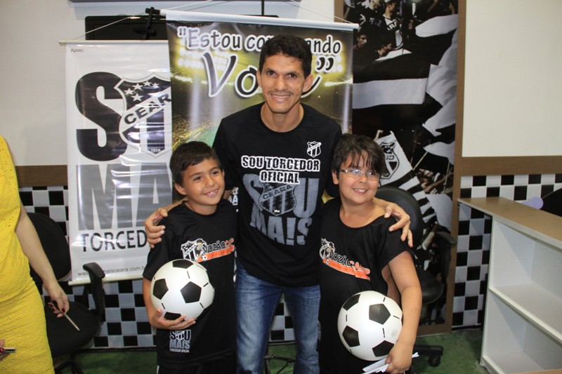 [19-12] Renovação de Contrato do Magno Alves - 27