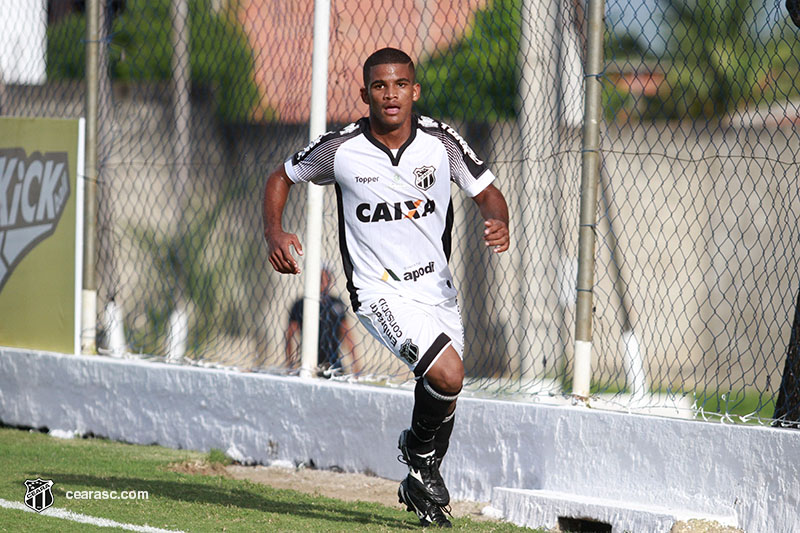 [28-04-2018] Sub-17 - Ceará 4 x 2 Fortaleza - 10