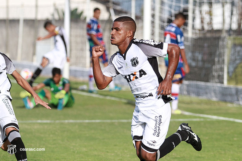 [28-04-2018] Sub-17 - Ceará 4 x 2 Fortaleza - 11