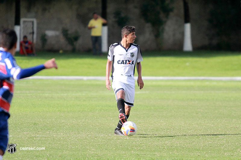 [28-04-2018] Sub-17 - Ceará 4 x 2 Fortaleza - 15