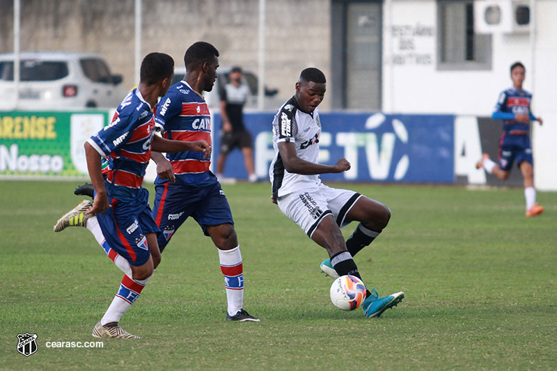 [28-04-2018] Sub-17 - Ceará 4 x 2 Fortaleza - 22