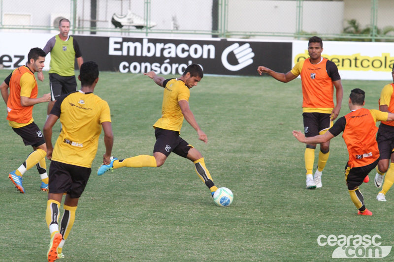 [14-07] Treino técnico + tático - 19