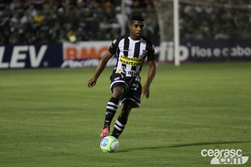 [15-07] Ceará 1 x 3 Joinville - 13