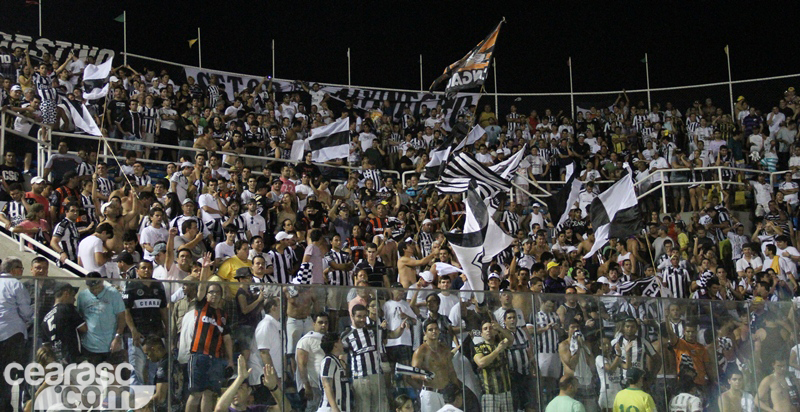 [25-03] Ceará x Fortaleza - TORCIDA-02 - 24