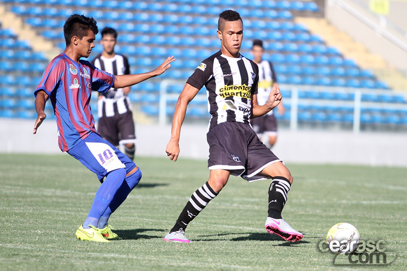 [22-06] Ceará 2 x 0 Tiradentes - Final do segundo turno - 1