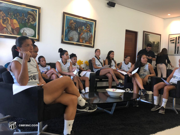 [21-06-2019] Palestra educação financeira futebol feminino - 7