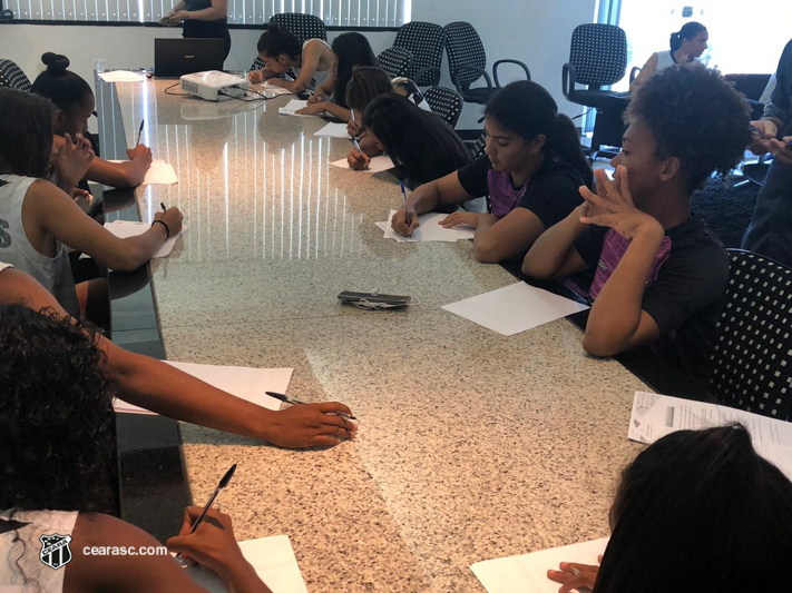 [21-06-2019] Palestra educação financeira futebol feminino - 9