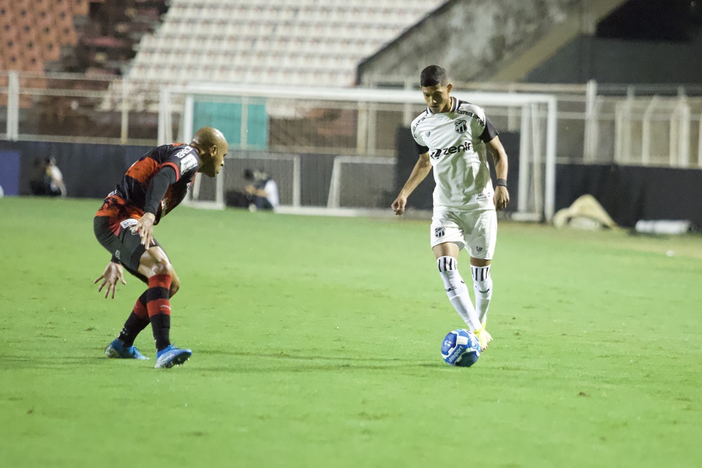 Fora de casa, Ceará estreia com revés na Série B do Campeonato Brasileiro