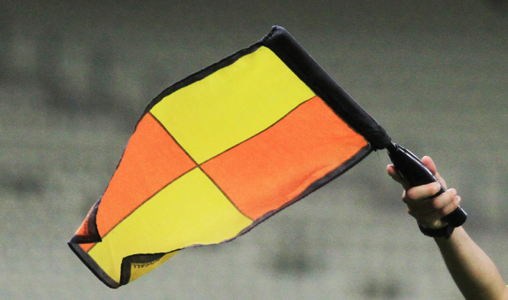 Renan Roberto de Souza/PB apita o jogo entre Vitória x Ceará