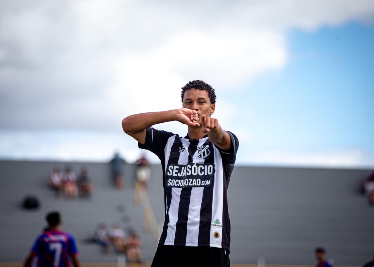 Sub-17: Ceará vence o Tiradentes por 2 a 0 pelo Campeonato Cearense