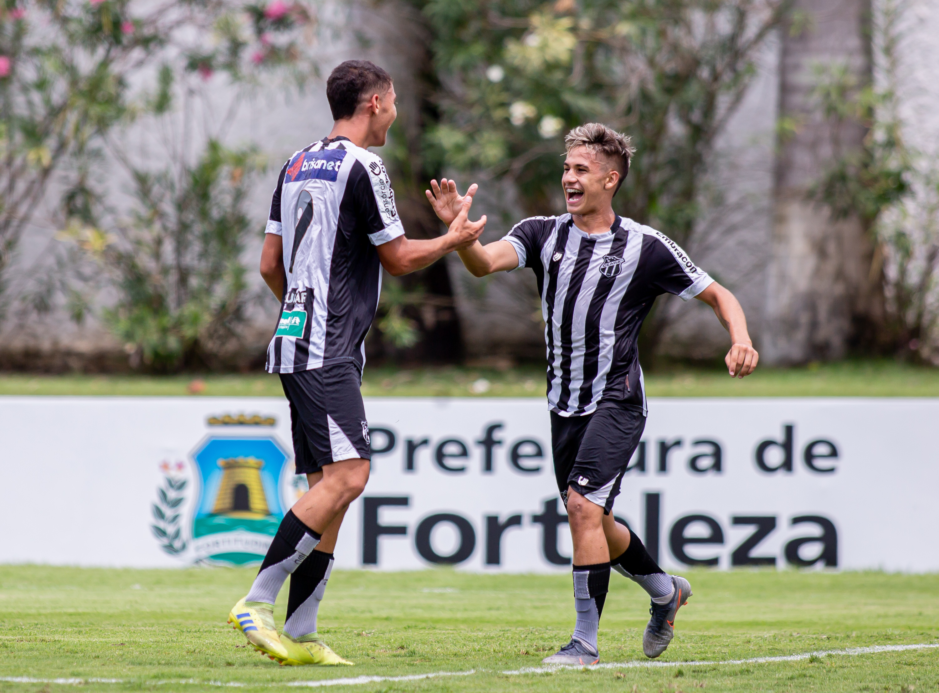 Sub-20: De goleada e invicto, Ceará vence o União e se garante na final do Estadual