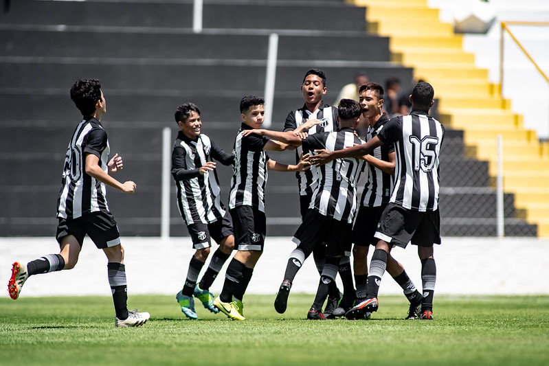 Base: Duas partidas movimentaram a quarta-feira do Mais Querido no Campeonato Cearense
