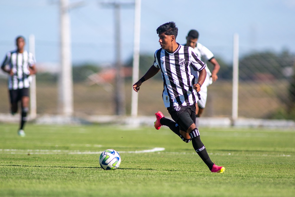 Doze jogos movimentam a semana das diversas categorias do Alvinegro