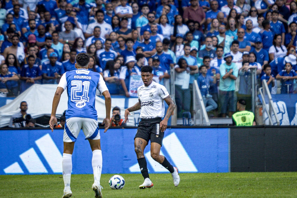 Ceará recebe o Cruzeiro em jogo válido pela 36ª rodada do Brasileirão 2025