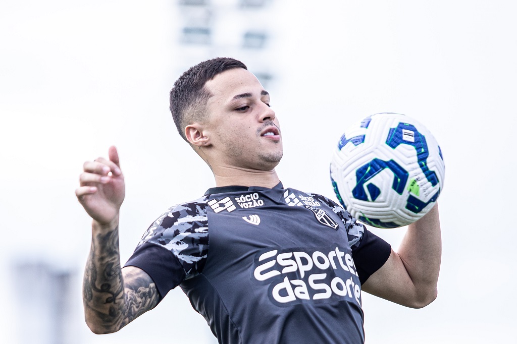 Depois de vencer na estreia em casa, elenco do Ceará inicia preparação para encarar o Juventude/RS na segunda-feira