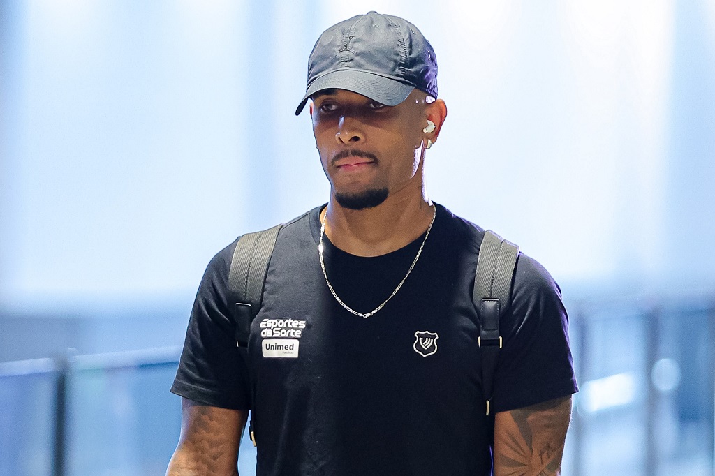 Delegação alvinegra desembarca em Campinas para enfrentar a Ponte Preta pelo Brasileiro