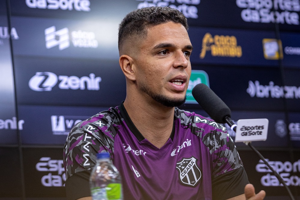 Titular nas últimas partidas, Bruno Ferreira fala sobre sequência no gol alvinegro