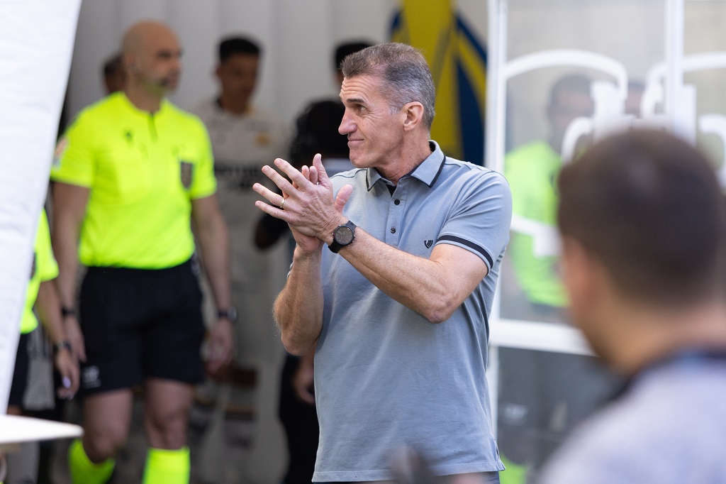 Em coletiva, Mancini ressalta alegria pelo início e pontos que pretende trabalhar no Mais Querido antes do próximo desafio