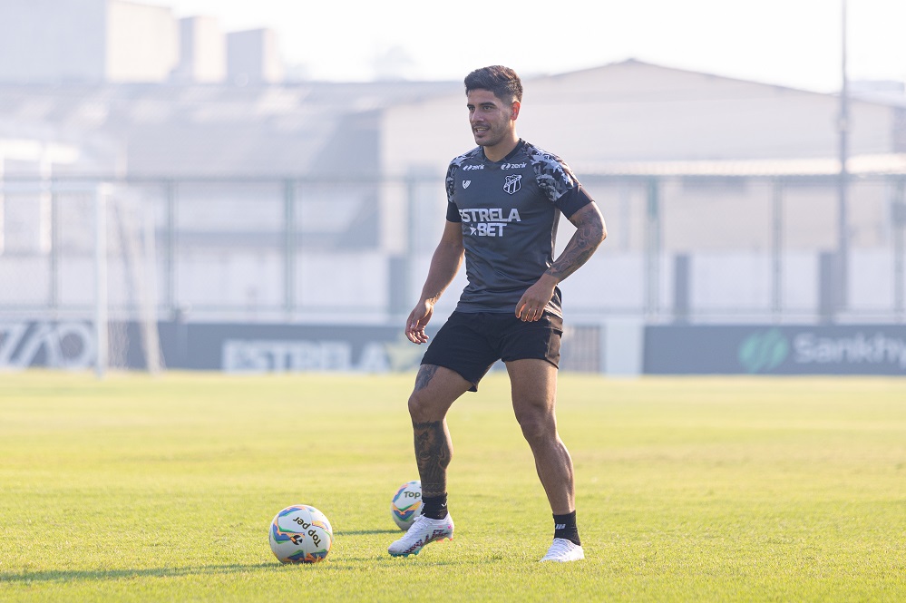Ceará faz penúltimo treino antes da estreia na temporada