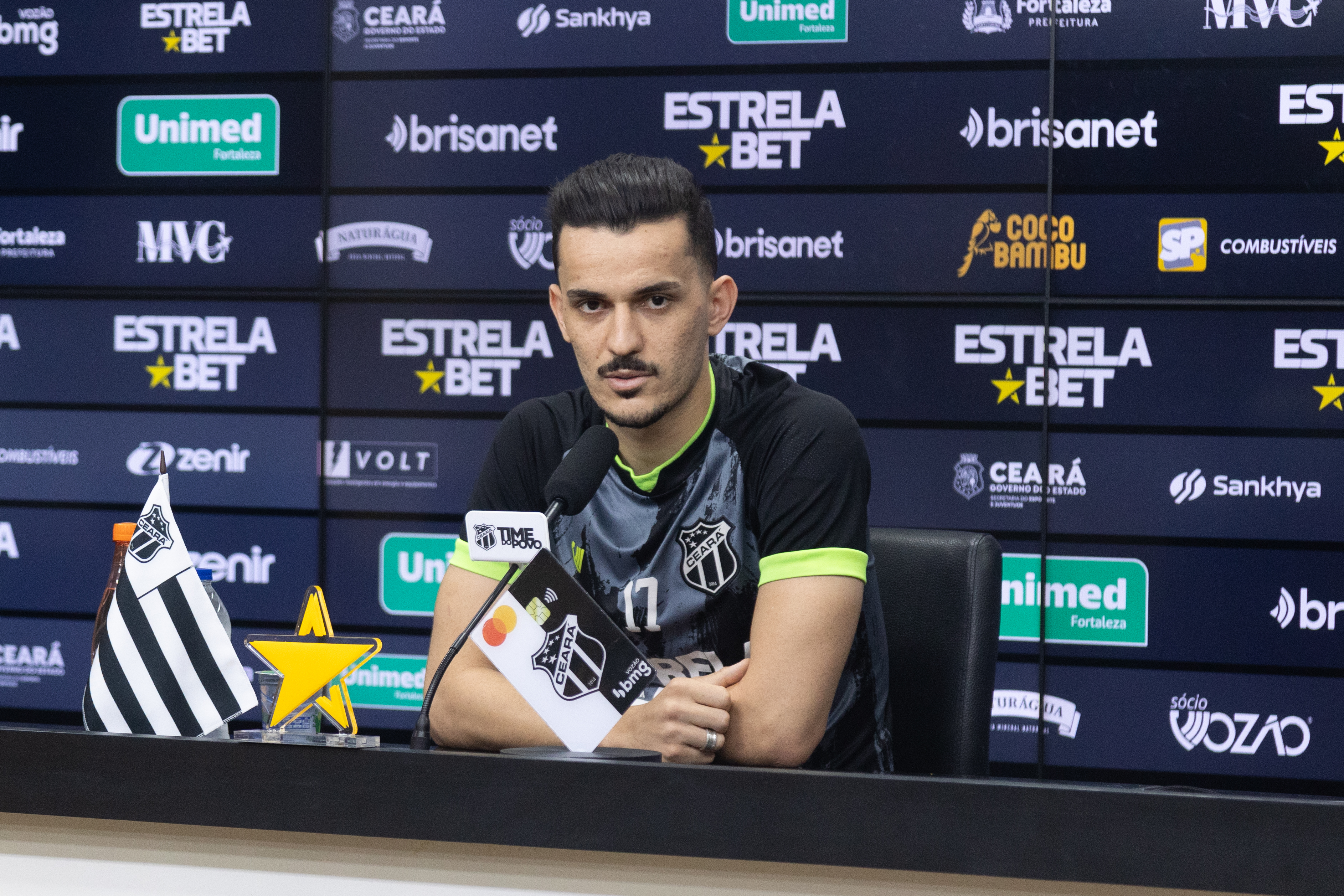 Em coletiva, Guilherme Castilho promete muita entrega diante do Novorizontino