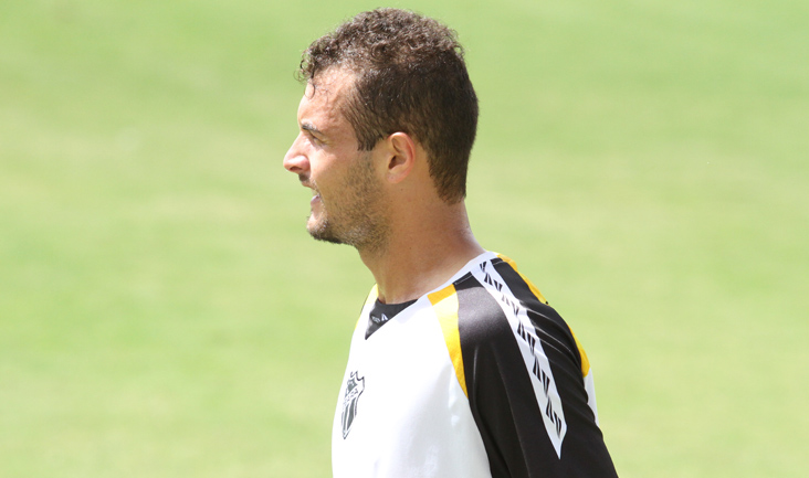 Douglas: “Quero dar sequência ao trabalho e buscar o meu espaço”