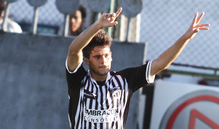 Artilheiro do Estadual Sub-20, Igor Eloy comemora bom momento