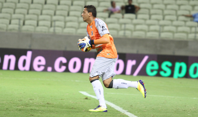Fernando Henrique comemora classificação à semifinal: “Foi suado”