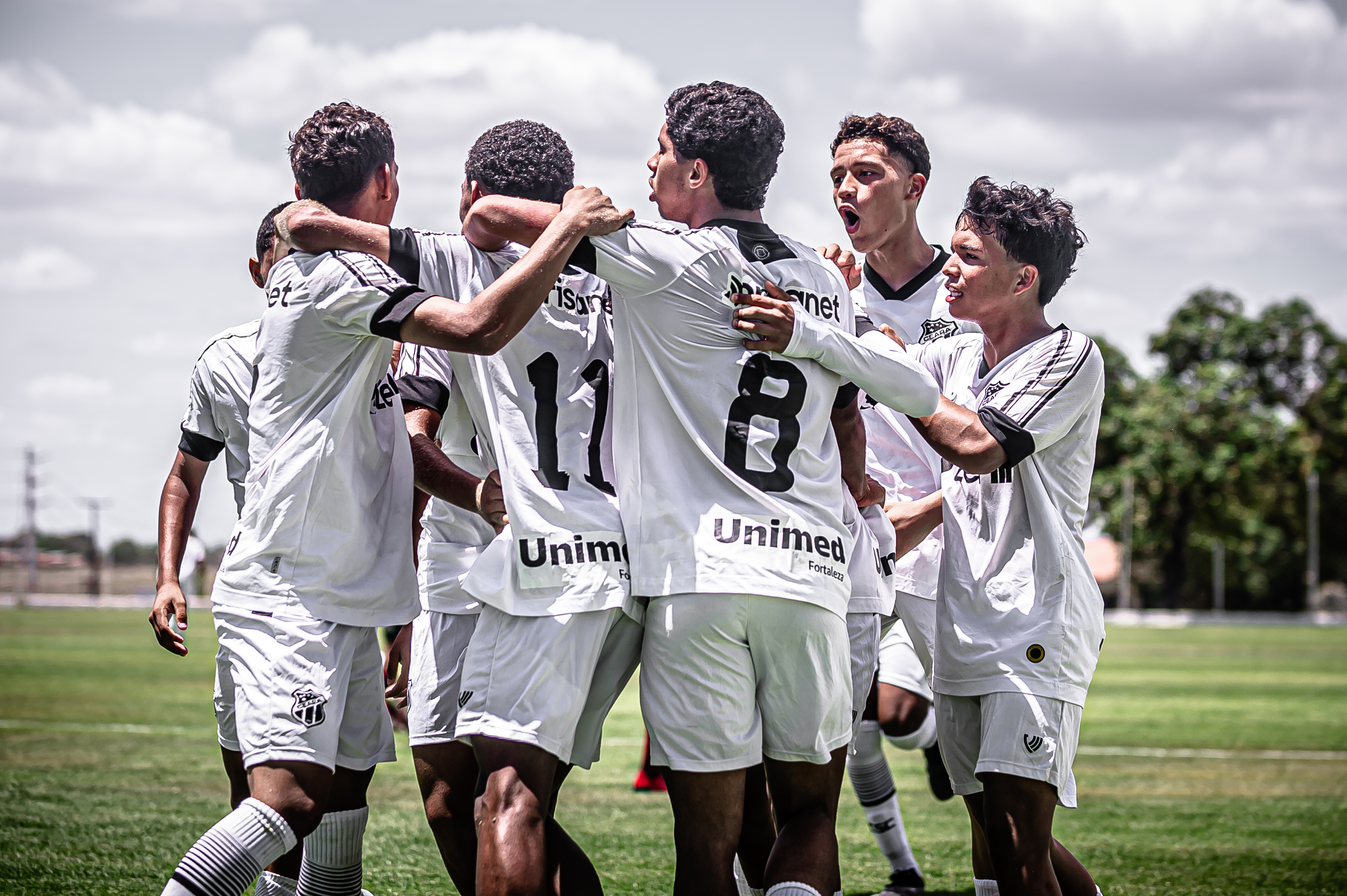 Sub-15: Na Cidade Vozão, Ceará aplica 9 a 0 no Calouros do Ar e segue na liderança do Campeonato Cearense