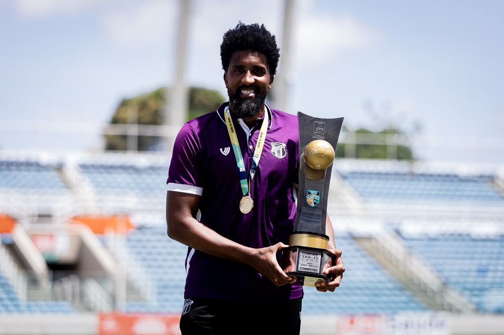 Após ano vitorioso, Bruno Cortez deixa o comando técnico do sub-15 do Ceará