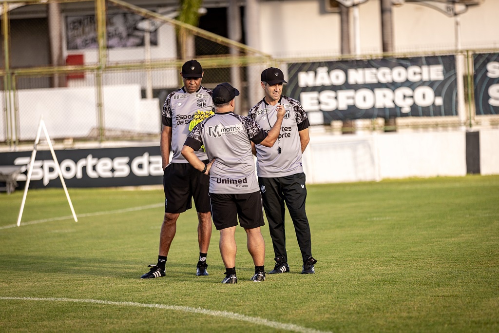 Elenco do Ceará realiza última atividade antes de confronto diante da Juazeirense/BA, pela Copa do Nordeste