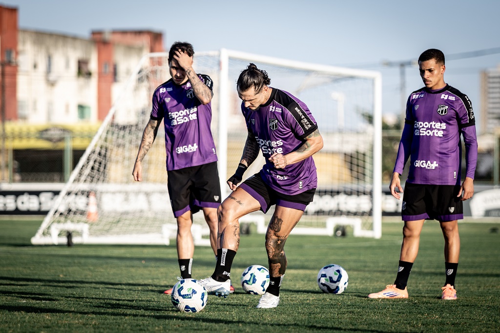 Alvinegro volta aos treinamentos na tarde desta segunda-feira e terá mais dois dias de trabalho para enfrentar o Sport