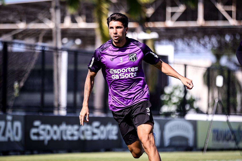Ceará realiza o seu segundo treinamento para enfrentar o Athletic, pelo Brasileirão