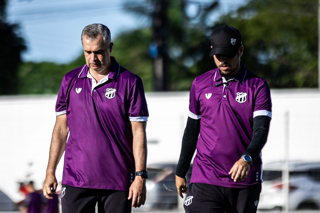 Rogério Ferreira fala da preparação para as quartas de final do Brasileirão B Sub-20 após mais um treino na Cidade Vozão