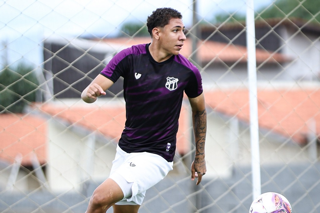 No penúltimo treinamento antes das semifinais, Ronald projeta duelo contra o Tirol: “Serão 180 minutos difíceis”