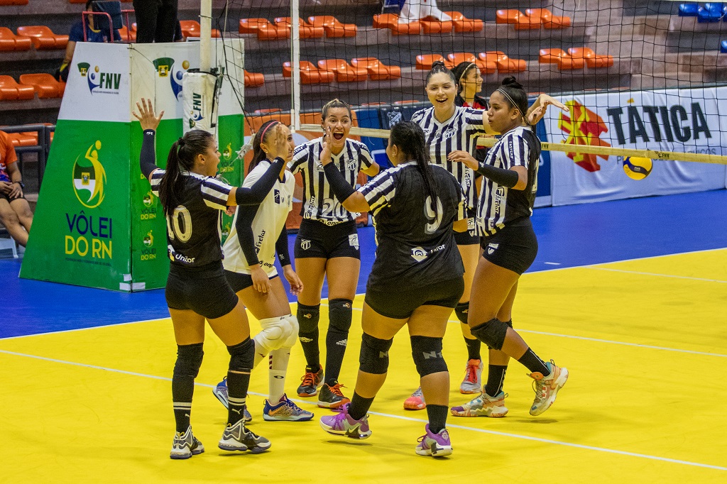 Vôlei: Na estreia na Superliga C, Ceará vence o Sport por 3x0