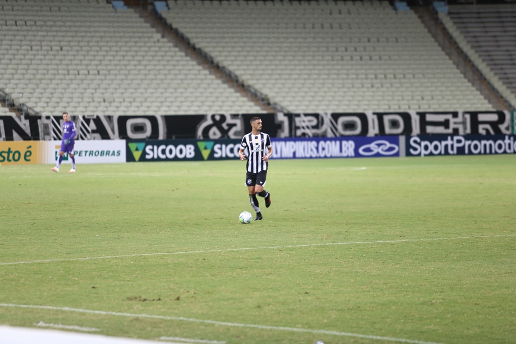 Cria da Cidade Vozão: Gabriel Lacerda realiza sua estreia na Série A