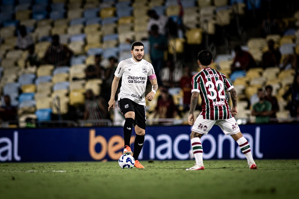 No Maracanã, Ceará é superado pelo Fluminense em jogo atrasado da 12ª rodada do Brasileirão