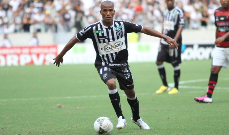 Emocionado, João Marcos dedica o título para a família