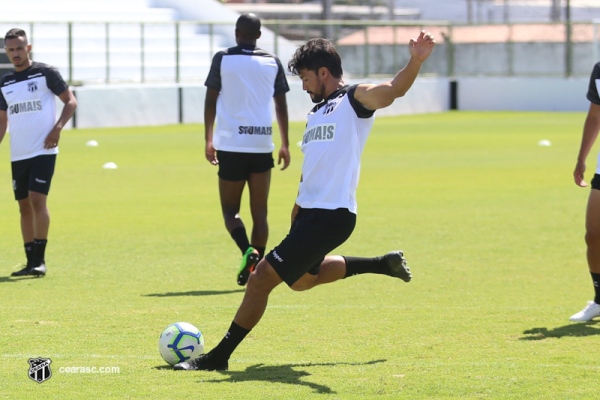 Elenco do Ceará se reapresenta e dá início à preparação para Clássico-Rei