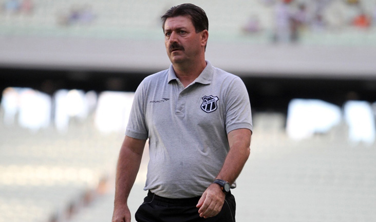 Leandro Campos pede foco total aos jogadores alvinegros